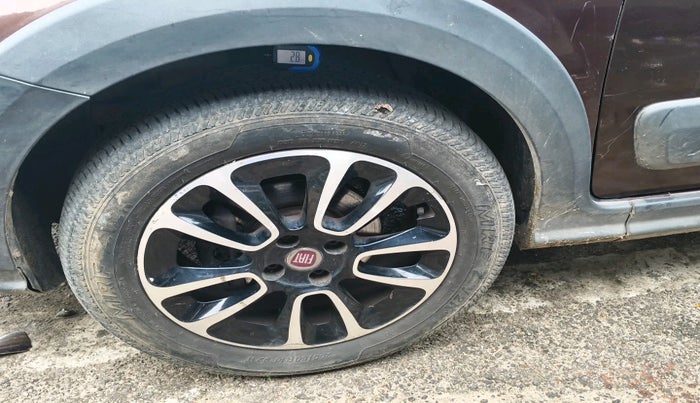 2016 Fiat URBAN CROSS ACTIVE MULTIJET, Diesel, Manual, 73,968 km, tyre