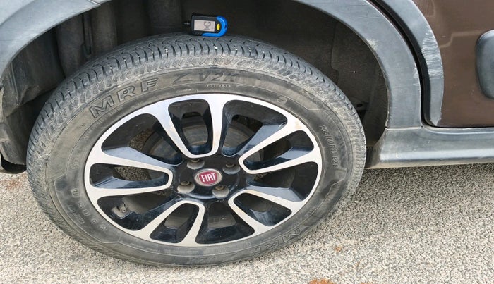 2016 Fiat URBAN CROSS ACTIVE MULTIJET, Diesel, Manual, 73,968 km, tyre