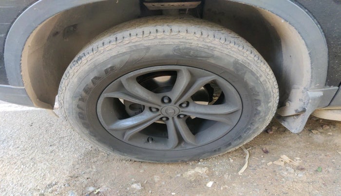 2019 Tata Harrier XZ 2.0L, Diesel, Manual, 89,966 km, tyre