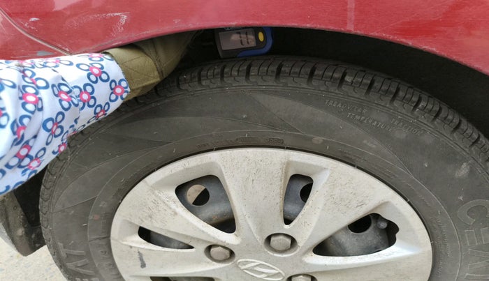 2011 Hyundai i10 MAGNA 1.1, Petrol, Manual, 48,000 km, tyre