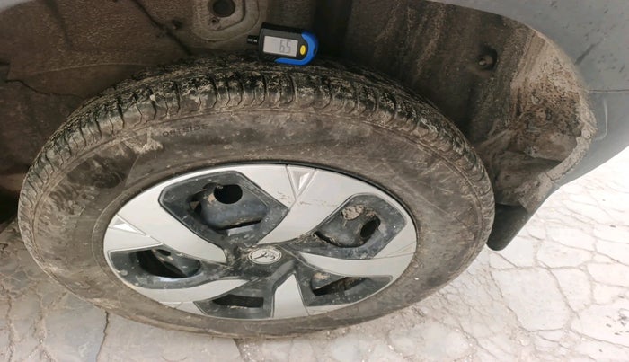 2024 Tata PUNCH PURE MT, Petrol, Manual, 10,931 km, tyre