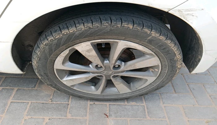 2014 Hyundai Elite i20 SPORTZ 1.2 (O), Petrol, Manual, 81,969 km, tyre