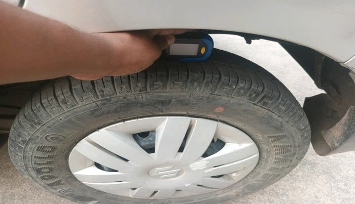 2018 Maruti Alto 800 LXI, Petrol, Manual, 37,437 km, tyre