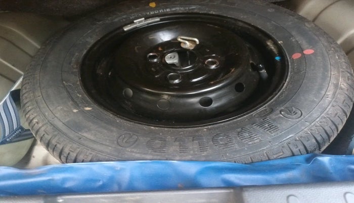 2018 Maruti Alto 800 LXI, Petrol, Manual, 37,437 km, tyre