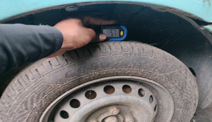 2014 Datsun Go T, Petrol, Manual, 64,041 km, tyre