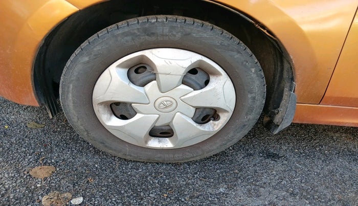 2017 Tata Tiago XT DIESEL, Diesel, Manual, 1,20,863 km, tyre