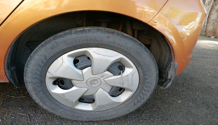 2017 Tata Tiago XT DIESEL, Diesel, Manual, 1,20,863 km, tyre