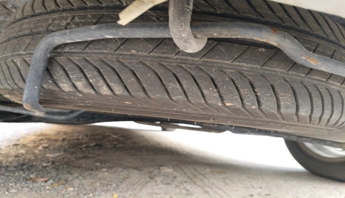 2019 Maruti Ertiga ZXI AT SHVS, Petrol, Automatic, 45,558 km, tyre
