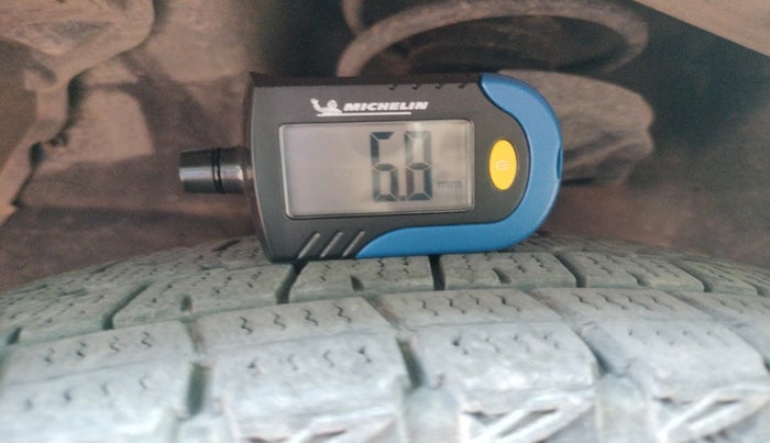 2014 Maruti Celerio VXI, Petrol, Manual, 95,295 km, tyre