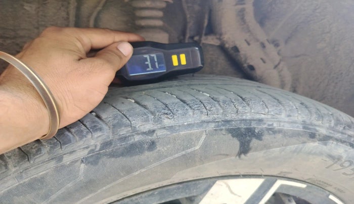 2021 Renault Kiger RXZ MT, Petrol, Manual, 53,091 km, tyre