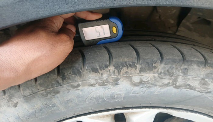 2015 Hyundai Creta SX PLUS 1.6 DIESEL, Diesel, Manual, 55,716 km, tyre