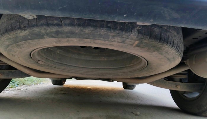 2017 Mahindra XUV500 W10 1.99, Diesel, Manual, 2,75,020 km, tyre