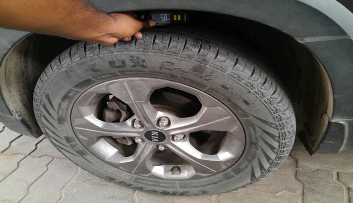 2021 KIA SONET HTX 1.5, Diesel, Manual, 63,469 km, tyre