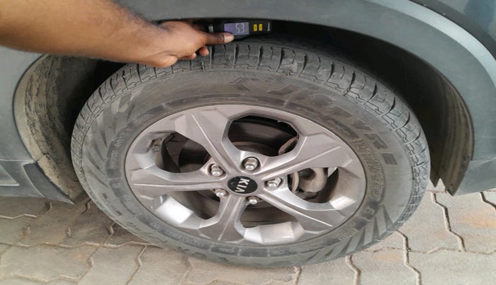 2021 KIA SONET HTX 1.5, Diesel, Manual, 63,469 km, tyre