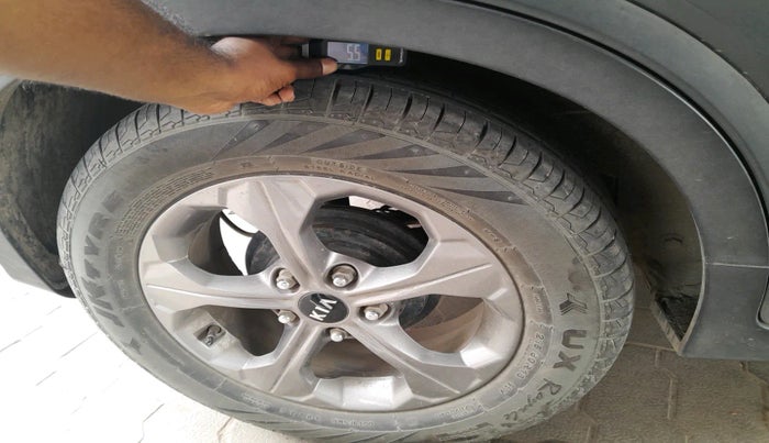 2021 KIA SONET HTX 1.5, Diesel, Manual, 63,469 km, tyre