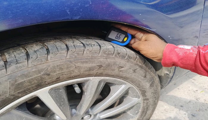 2018 Maruti Ciaz ALPHA  AT 1.5 SHVS PETROL, Petrol, Automatic, 61,245 km, tyre