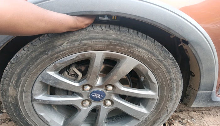 2018 Ford FREESTYLE TITANIUM 1.5 DIESEL, Diesel, Manual, 1,13,758 km, tyre