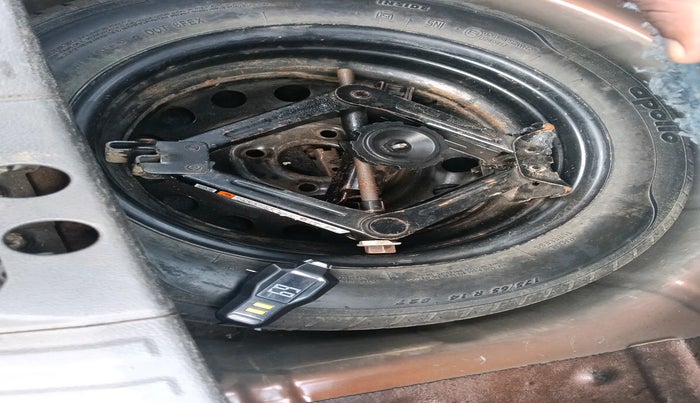 2018 Ford FREESTYLE TITANIUM 1.5 DIESEL, Diesel, Manual, 1,13,758 km, tyre