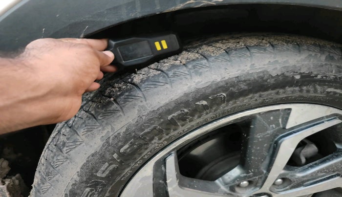 2018 Hyundai Creta SX 1.6 DIESEL DUAL TONE, Diesel, Manual, 1,48,083 km, tyre