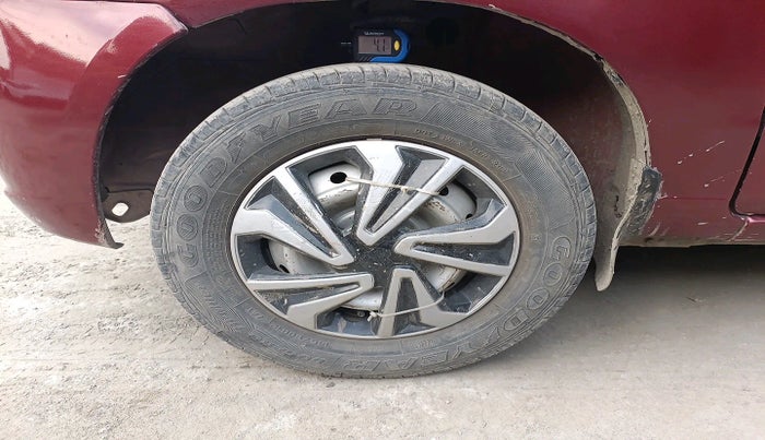 2011 Maruti Alto LX, Petrol, Manual, 40,551 km, tyre