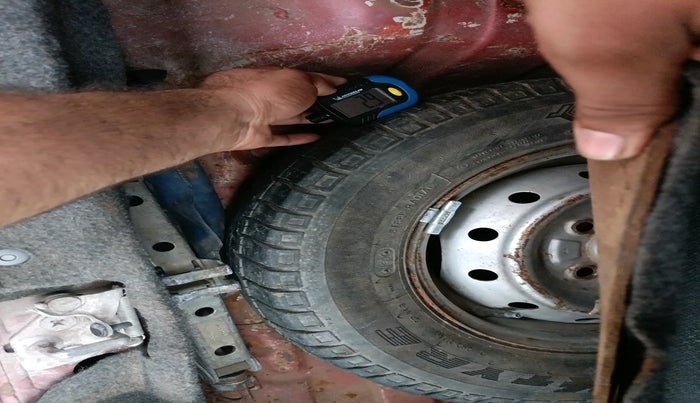 2011 Maruti Alto LX, Petrol, Manual, 40,551 km, tyre