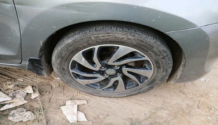 2018 Maruti Baleno DELTA PETROL 1.2, Petrol, Manual, 98,878 km, tyre
