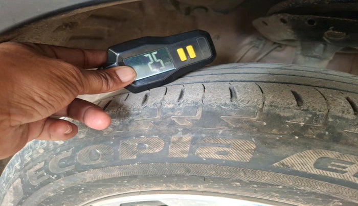 2021 Honda WR-V 1.2L I-VTEC VX MT, Petrol, Manual, 38,533 km, tyre