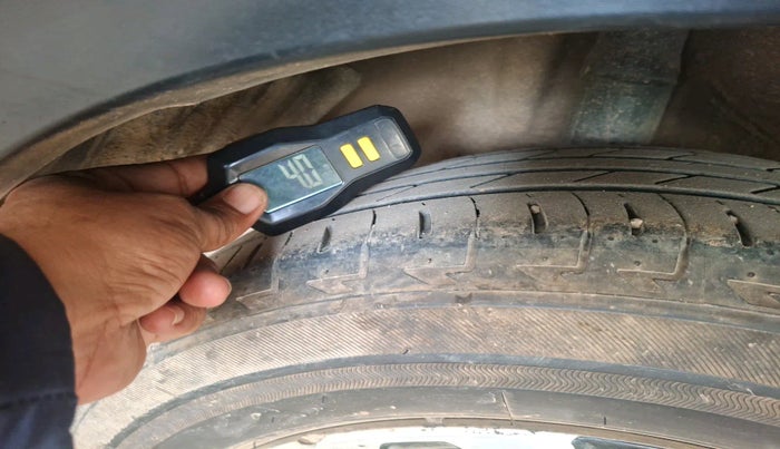 2021 Honda WR-V 1.2L I-VTEC VX MT, Petrol, Manual, 38,533 km, tyre