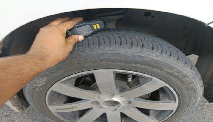 2017 Maruti Wagon R 1.0 LXI CNG, Petrol, Manual, 95,500 km, tyre