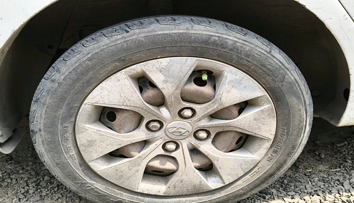 2015 Hyundai Xcent S 1.1 CRDI (O), Diesel, Manual, 81,290 km, tyre