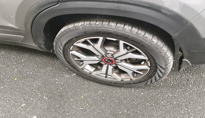2019 KIA SELTOS HTX PLUS 1.5 DIESEL, Diesel, Manual, 1,10,409 km, tyre