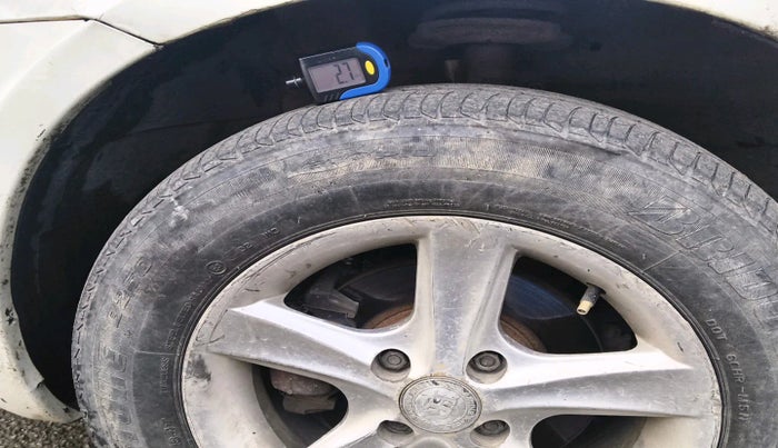 2012 Maruti Swift VDI, Diesel, Manual, 1,27,199 km, tyre