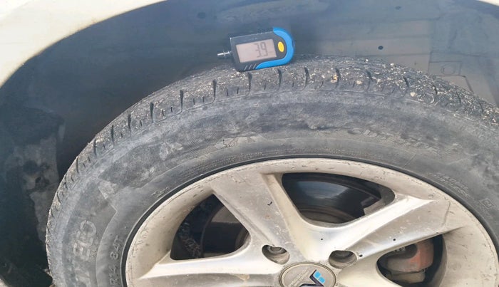 2012 Maruti Swift VDI, Diesel, Manual, 1,27,199 km, tyre