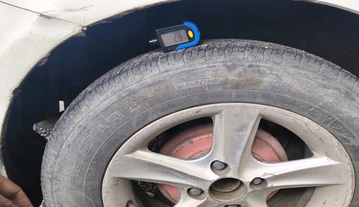 2012 Maruti Swift VDI, Diesel, Manual, 1,27,199 km, tyre