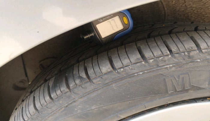 2018 Hyundai Xcent S 1.2, Petrol, Manual, 78,011 km, tyre