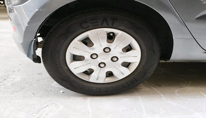 2010 Hyundai i10 ASTA 1.2, Petrol, Manual, 79,359 km, tyre