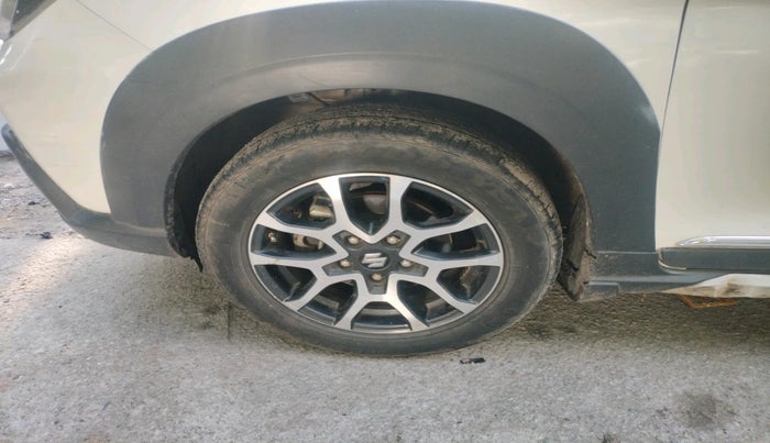 2023 Maruti XL6 ALPHA PLUS MT, Petrol, Manual, 45,802 km, tyre
