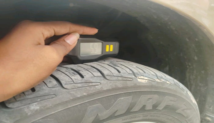 2014 Hyundai i20 SPORTZ 1.4 CRDI, Diesel, Manual, 70,632 km, tyre