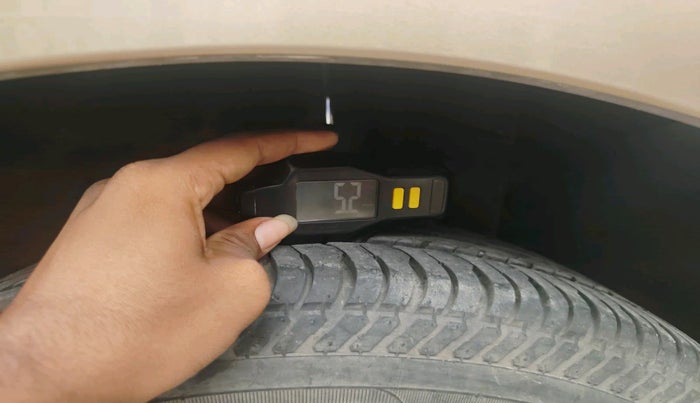 2014 Hyundai i20 SPORTZ 1.4 CRDI, Diesel, Manual, 70,632 km, tyre