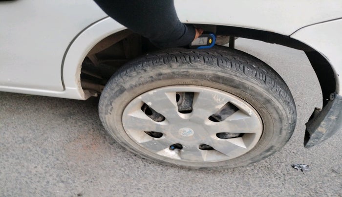 2011 Maruti Alto K10 VXI, Petrol, Manual, 89,439 km, tyre