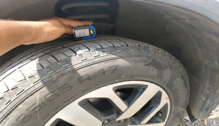 2022 Tata Harrier XZA PLUS 2.0L, Diesel, Automatic, 1,11,975 km, tyre