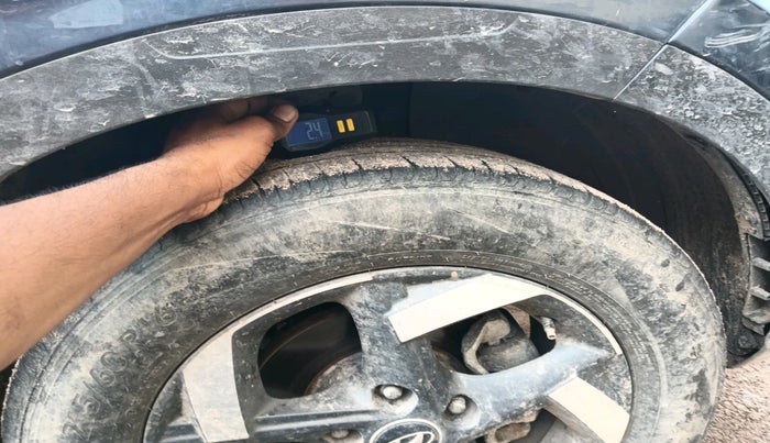 2019 Hyundai VENUE SX 1.0 TURBO, Petrol, Manual, 49,185 km, tyre