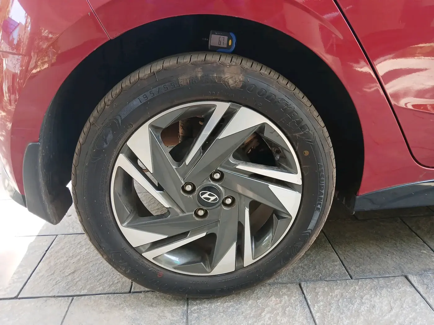 2021 Hyundai NEW I20 ASTA 1.2 AT, Petrol, Automatic, 48,668 km, tyre