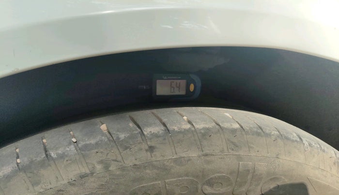 2011 Audi A4 1.8 TFSI, Petrol, Automatic, 68,000 km, tyre