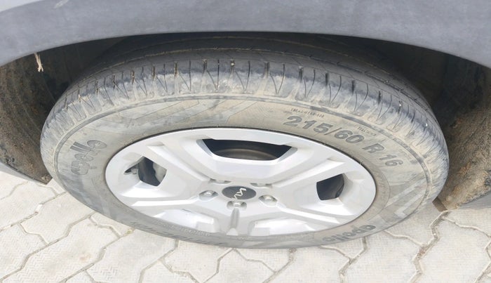 2022 KIA SONET HTK PLUS 1.2, Petrol, Manual, 33,054 km, tyre