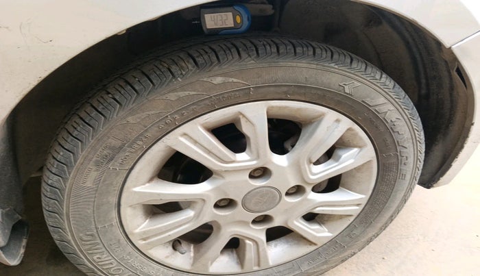 2018 Tata Tiago XZ PETROL, Petrol, Manual, 1,61,618 km, tyre