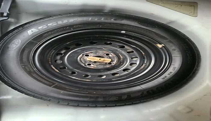 2019 Hyundai Elite i20 SPORTZ PLUS 1.2, Petrol, Manual, 65,660 km, tyre