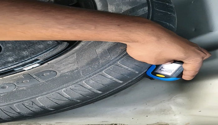 2021 Maruti Vitara Brezza ZXI, Petrol, Manual, 53,548 km, tyre