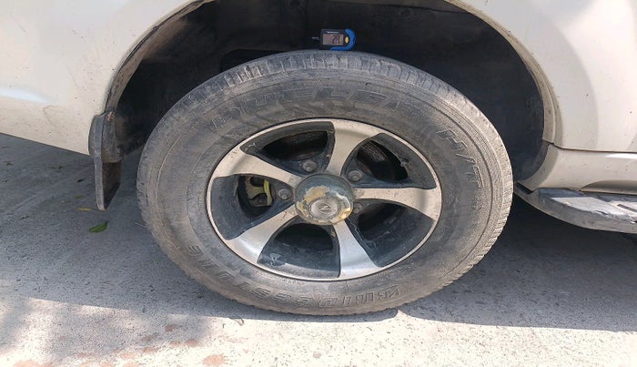 2014 Tata Safari 4X2 LX DICOR, Diesel, Manual, 1,47,950 km, tyre