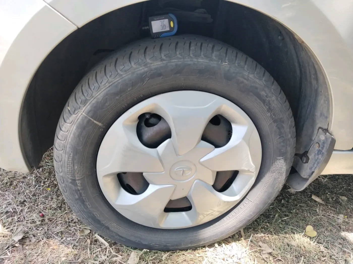 2018 Tata TIGOR XTA PETROL, Petrol, Automatic, 29,983 km, tyre
